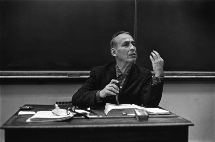 16_Maclean_teaching - click to open lightbox